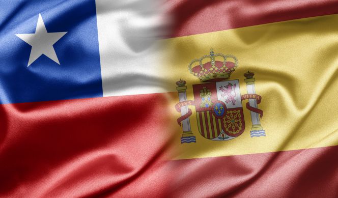 España y Chile, Constituciones ejemplares
