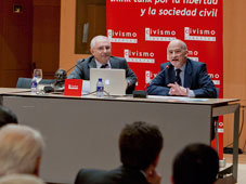 Alberto Recarte: «Se puede volver a crear empleo si las empresas resisten»
