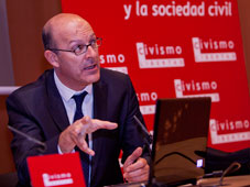 Pablo Vázquez: “Crecimiento y ajuste no son incompatibles”