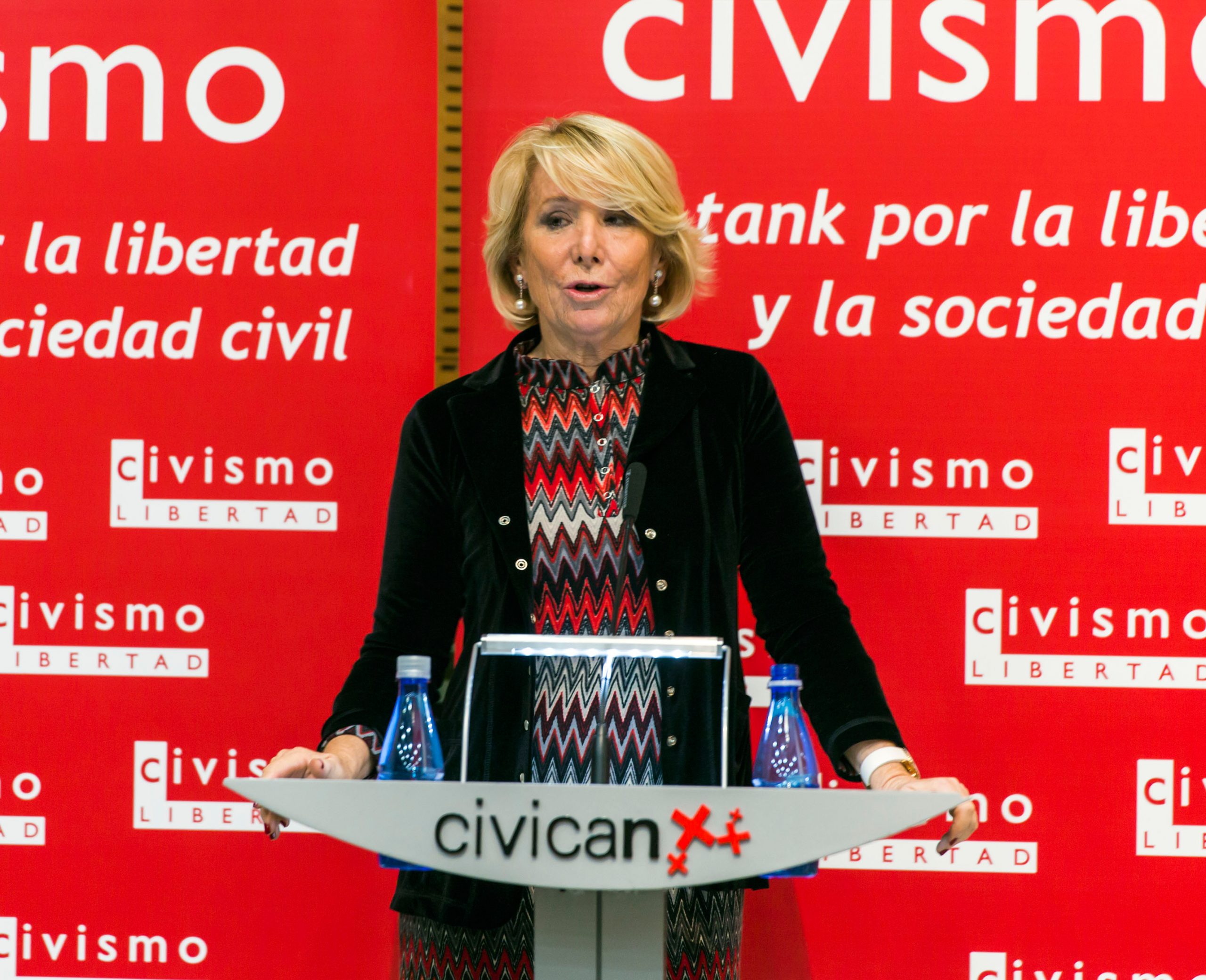 Esperanza Aguirre: “La clase política está para resolver los problemas de los ciudadanos”