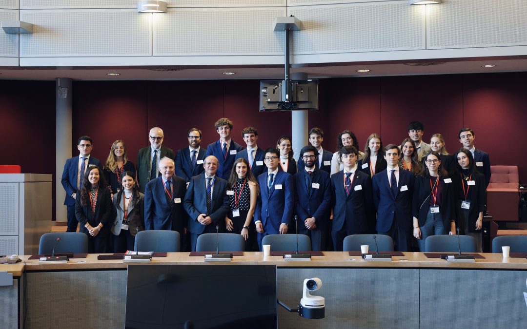 Los alumnos de la VI edición de la Escuela de Libertad visitan las Instituciones Europeas