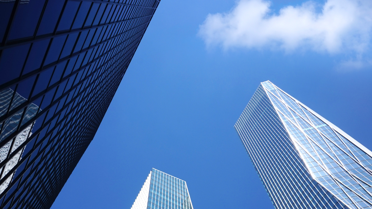 Informe: La evolución de las cargas para los generadores de empleo en España 2000–2025