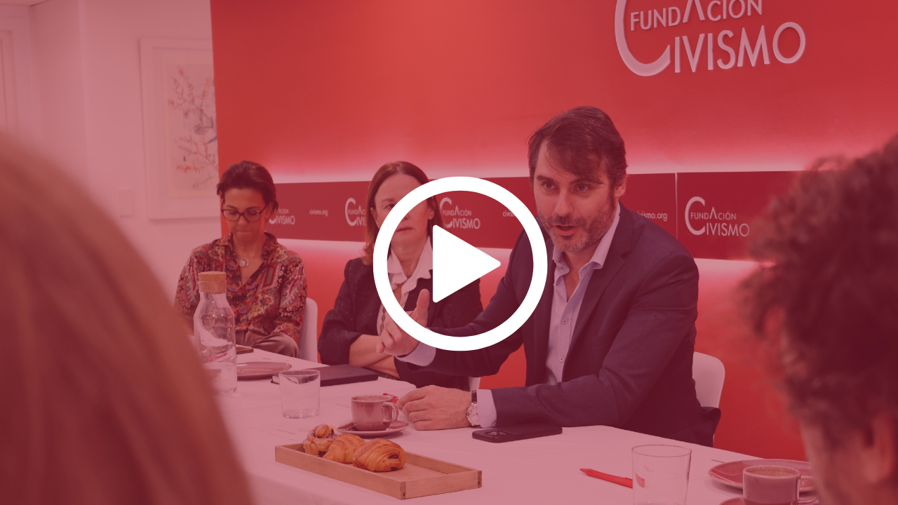 Rafa Latorre: «Creo en el valor de los espacios comunes, lugares donde hablamos un mismo lenguaje»