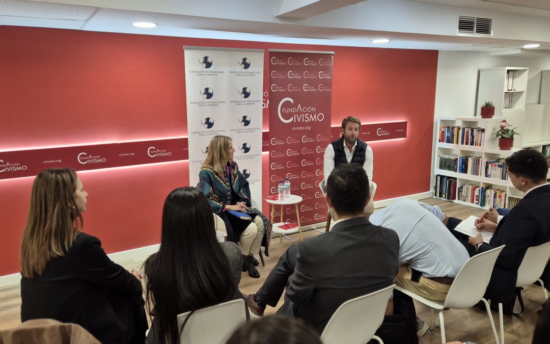 Civismo acoge un encuentro entre empresarios españoles con jóvenes emprendedores de Colombia