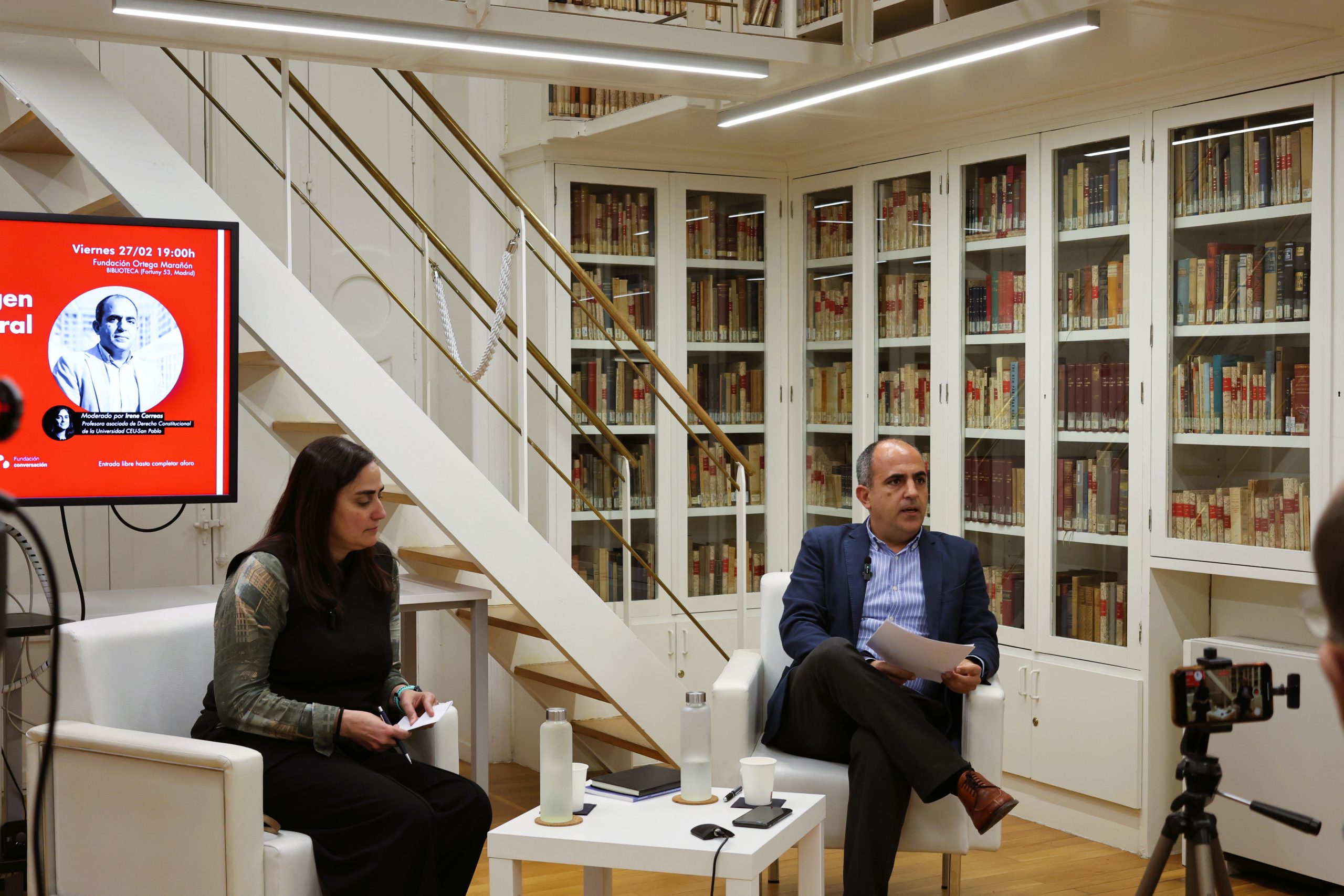 Chateaubriand: «Uno hace verdadera política cuando va contra los suyos mismos»